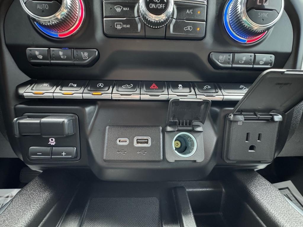 GMC Sierra 1500 4WD Crew Cab 147" AT4 2020