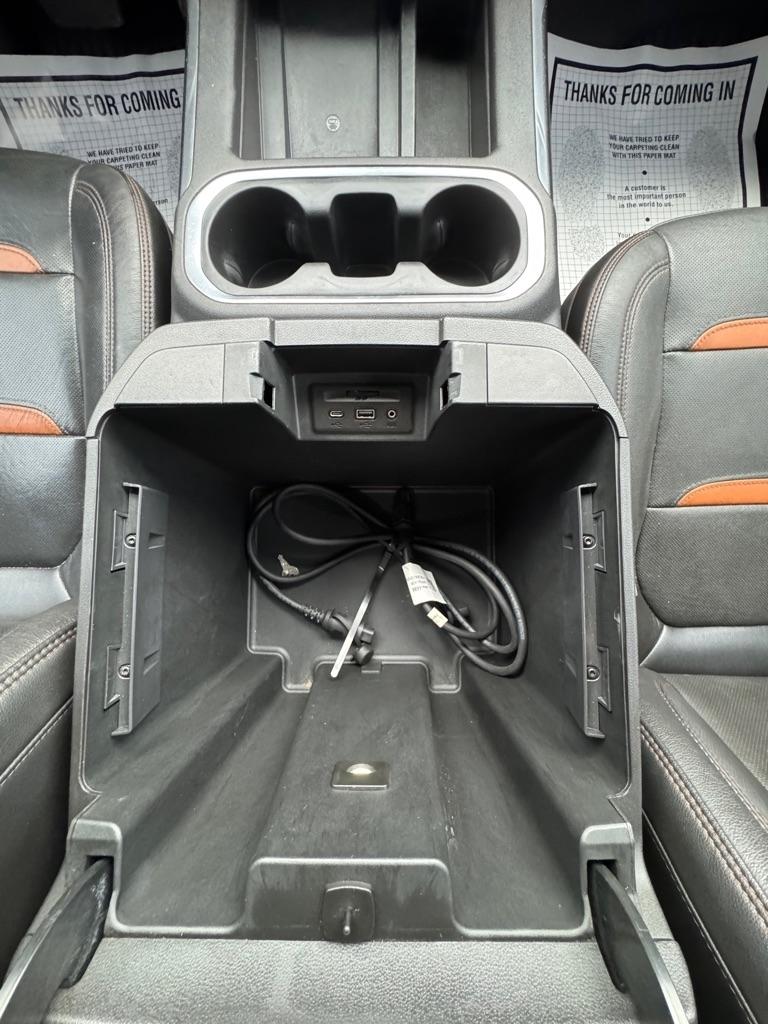 GMC Sierra 1500 4WD Crew Cab 147" AT4 2020