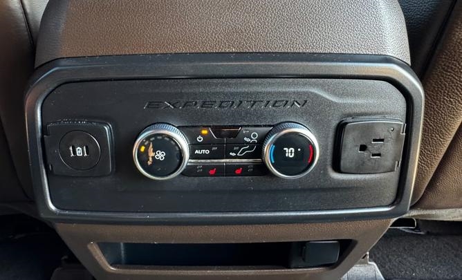 Ford Expedition King Ranch 4x2 2024