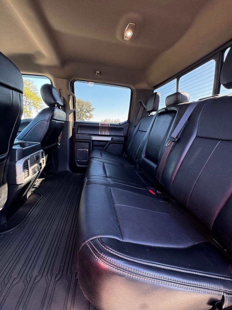 Ford F-150 SuperCrew 139" Lariat 2019