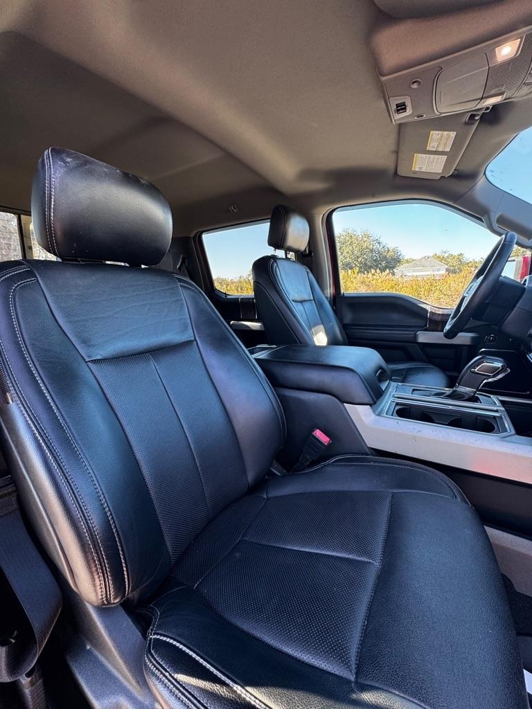 Ford F-150 SuperCrew 139" Lariat 2019