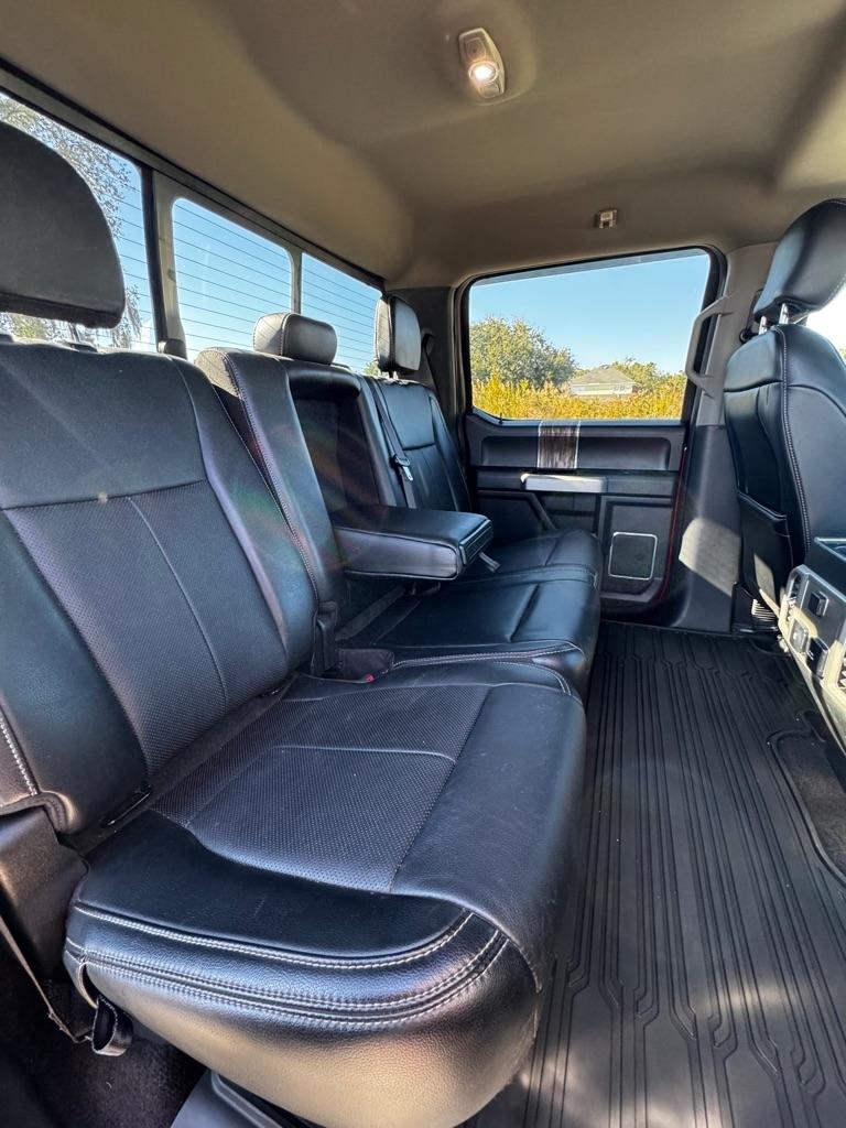 Ford F-150 SuperCrew 139" Lariat 2019