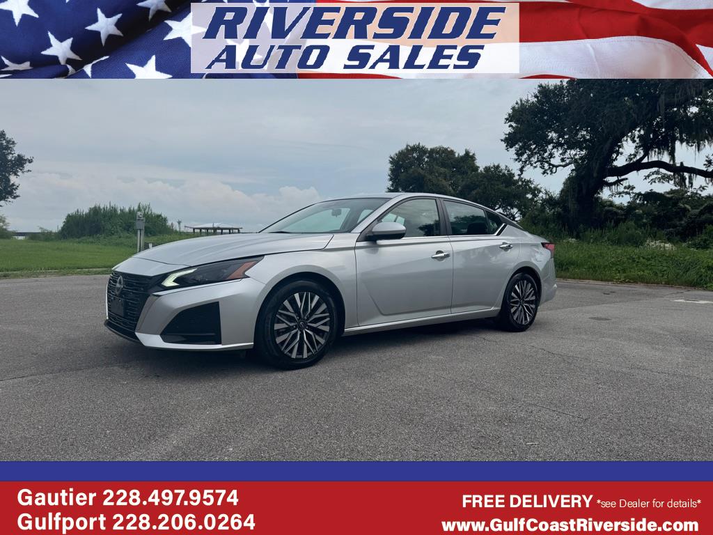 2023 Nissan Altima 2.5 SV Sedan