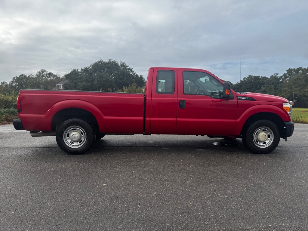 Ford Super Duty F-250 SRW 2WD SuperCab 158" XL 2015