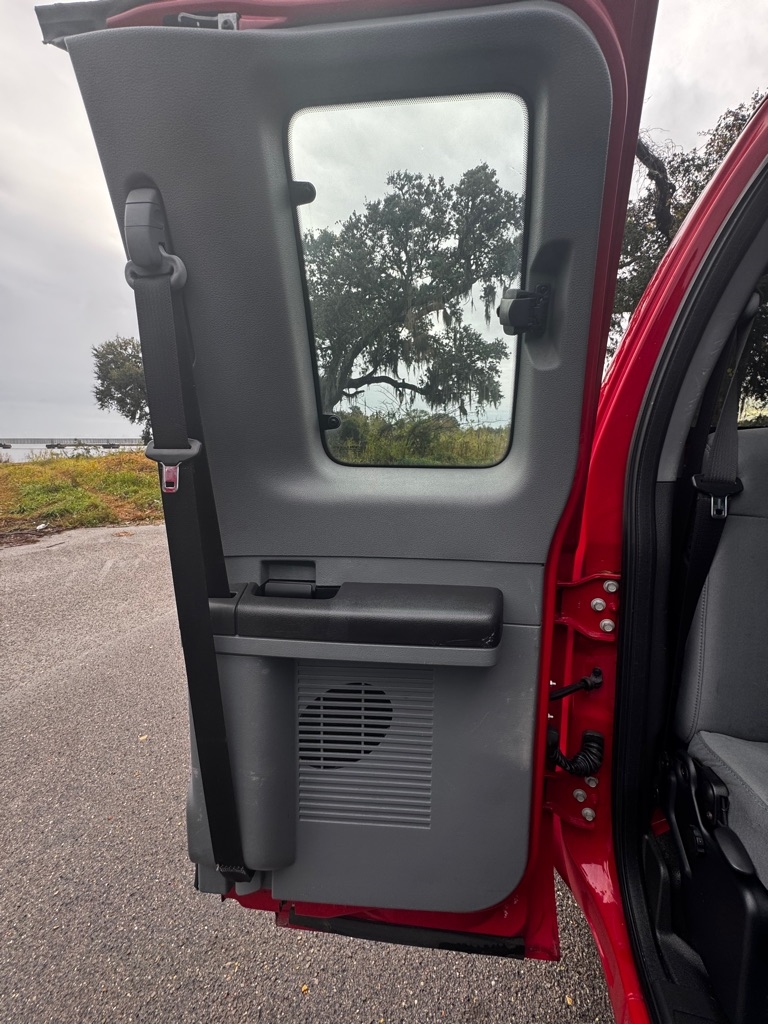 Ford Super Duty F-250 SRW 2WD SuperCab 158" XL 2015