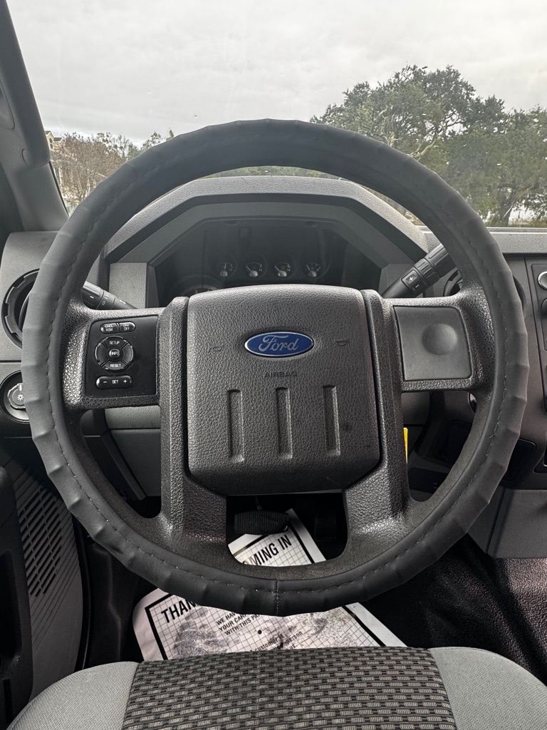 Ford Super Duty F-250 SRW 2WD SuperCab 158" XL 2015