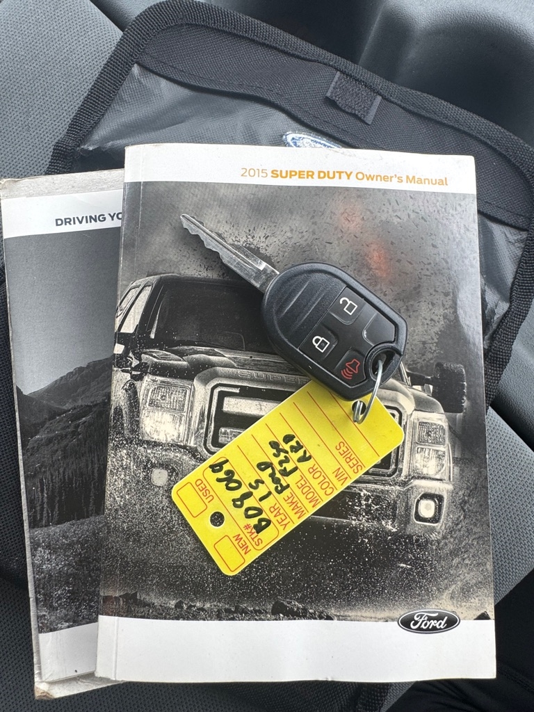 Ford Super Duty F-250 SRW 2WD SuperCab 158" XL 2015