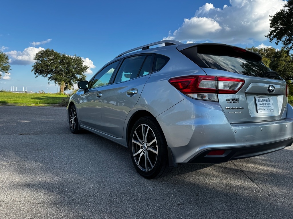 Subaru Impreza 2.0i Limited 5-door CVT 2017