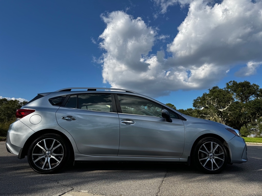 Subaru Impreza 2.0i Limited 5-door CVT 2017