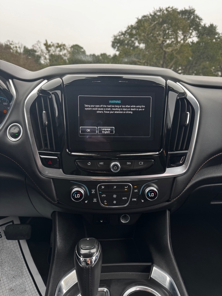 Chevrolet Traverse FWD 4dr LT Leather w/3LT 2019