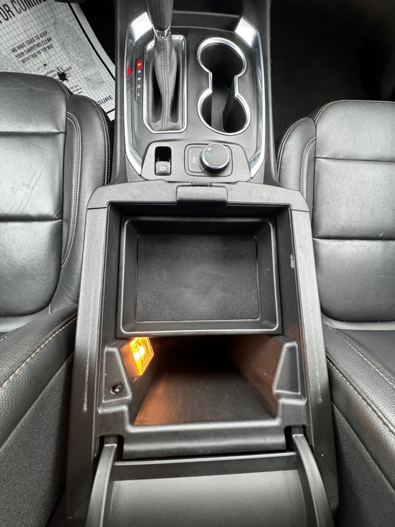 Chevrolet Traverse FWD 4dr LT Leather w/3LT 2019