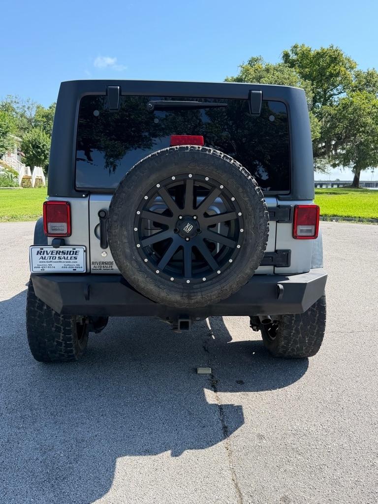 Jeep Wrangler Unlimited 4WD 4dr Sport 2016