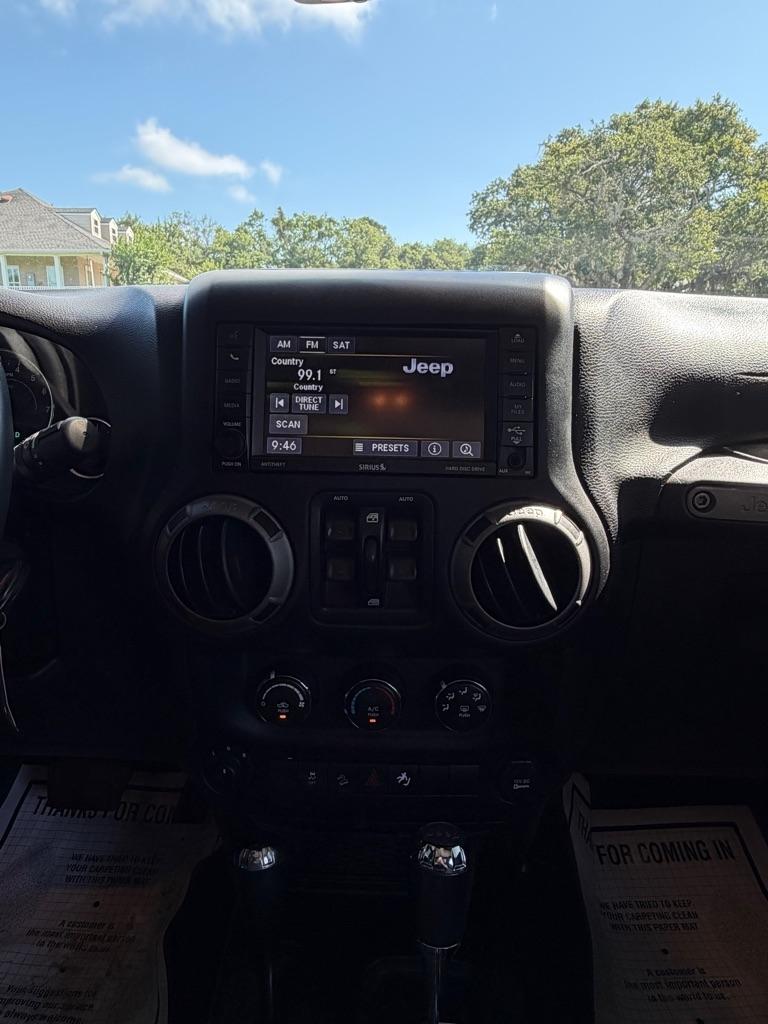 Jeep Wrangler Unlimited 4WD 4dr Sport 2016
