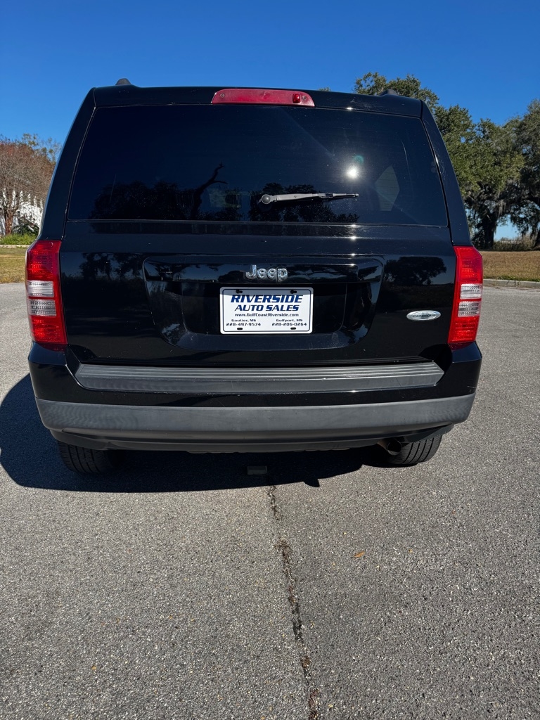 Jeep Patriot Latitude FWD 2017