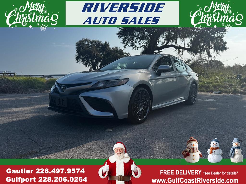 2024 Toyota Camry SE Auto