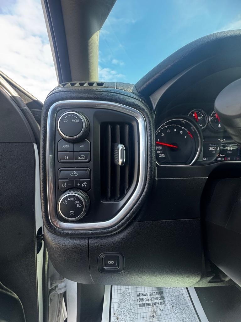 Chevrolet Silverado 1500 4WD Double Cab 147" LT 2020