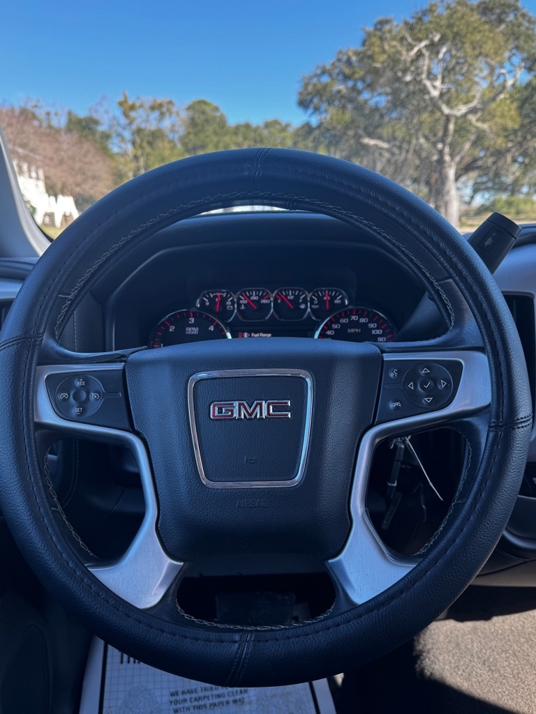 GMC Sierra 1500 4WD Crew Cab 143.5" SLE 2015