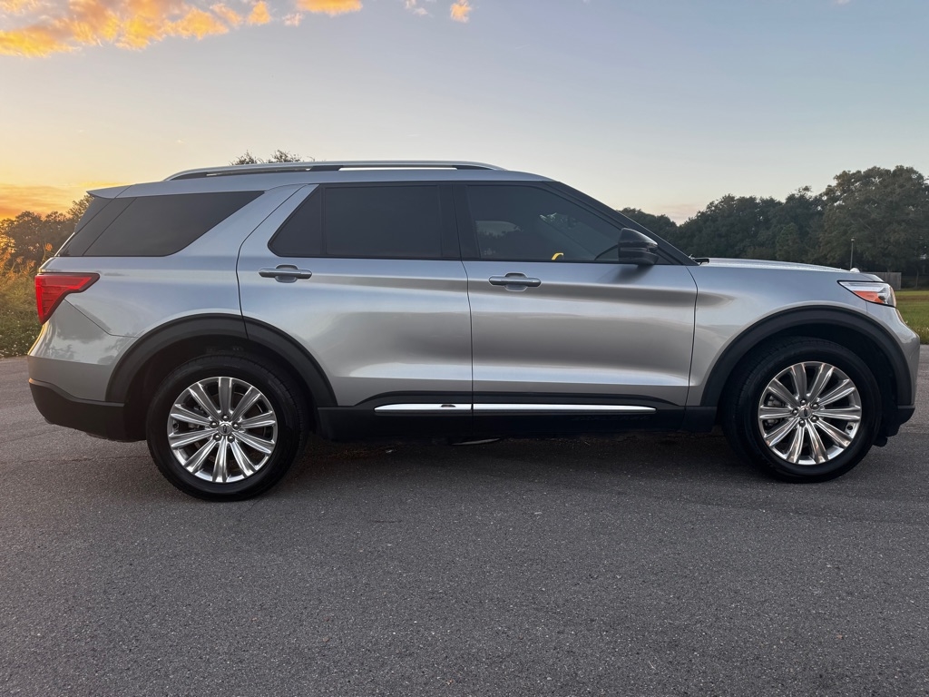 Ford Explorer  2021