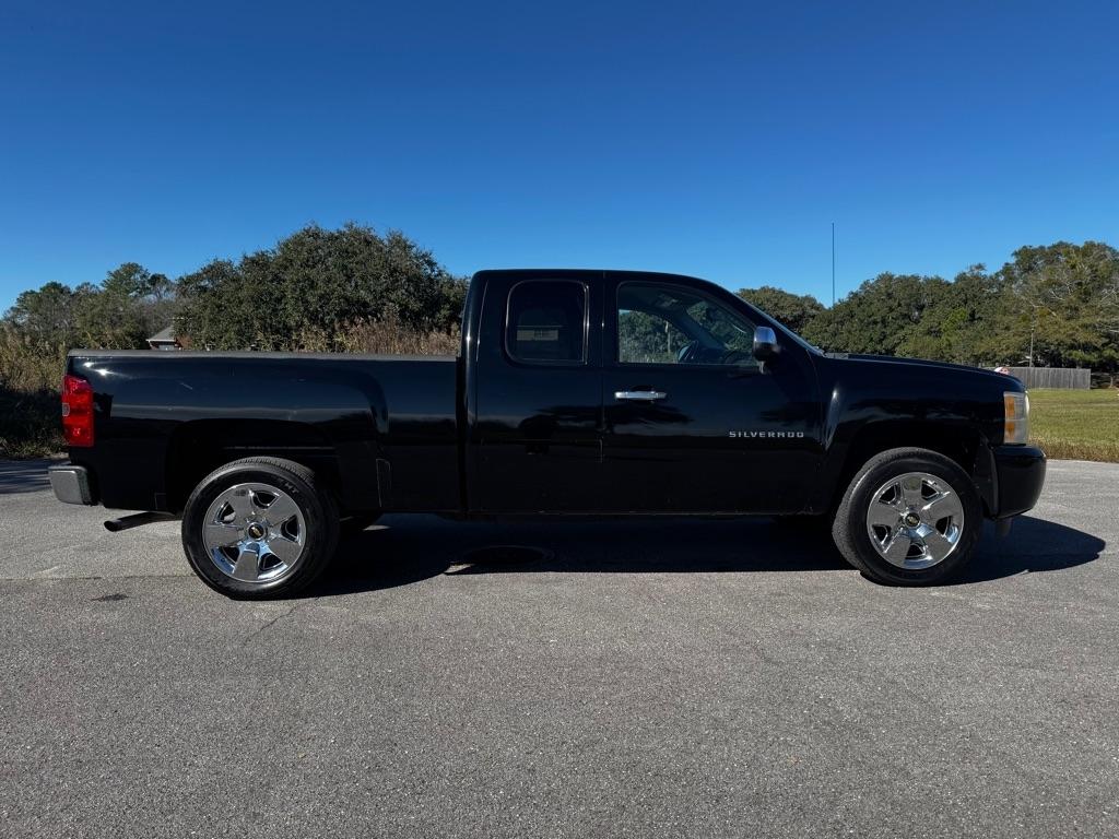 Chevrolet Silverado 1500 2WD Ext Cab 143.5" LT 2009