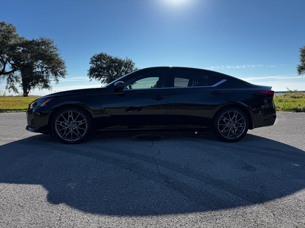 Nissan Altima 2.0 SR Sedan 2023