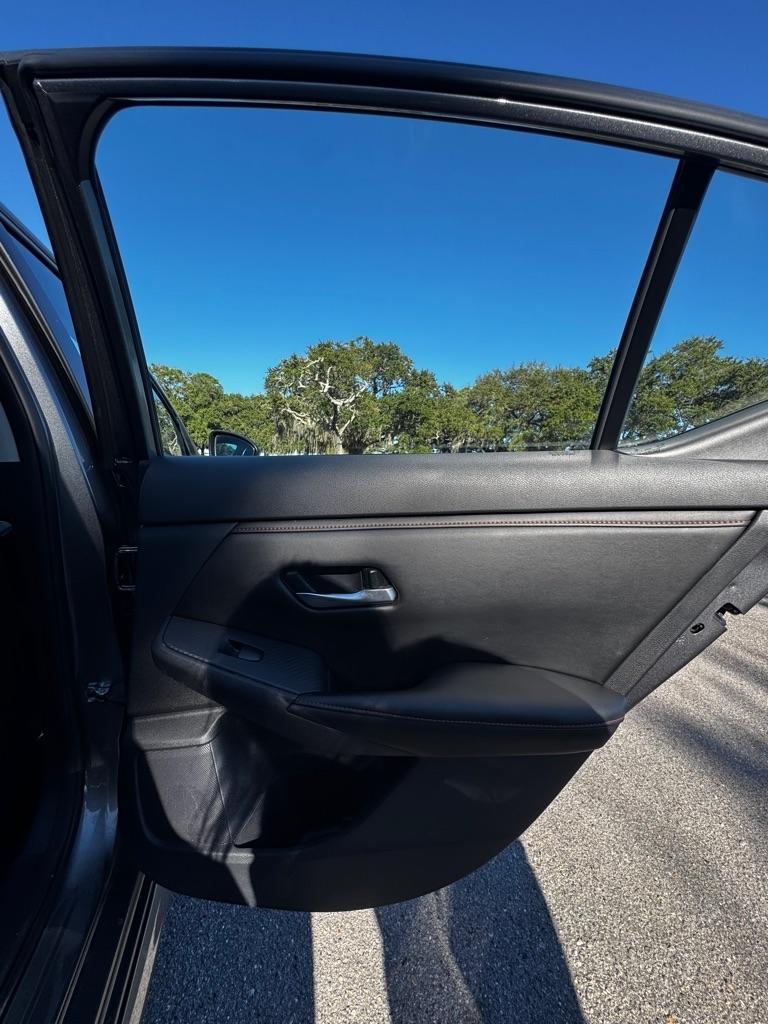 Nissan Sentra SR CVT 2025