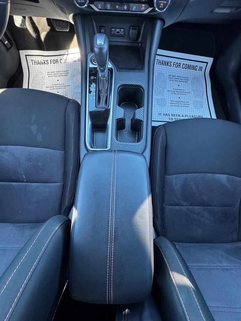 Nissan Sentra SR CVT 2025