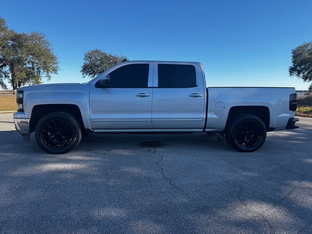 Chevrolet Silverado 1500 2WD Crew Cab 143.5" LT w/1LT 2015
