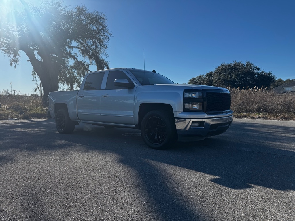 Chevrolet Silverado 1500 2WD Crew Cab 143.5" LT w/1LT 2015