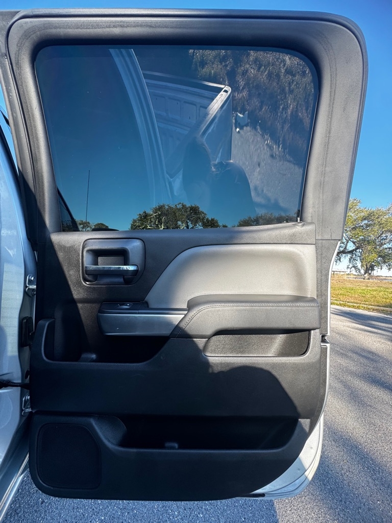 Chevrolet Silverado 1500 2WD Crew Cab 143.5" LT w/1LT 2015