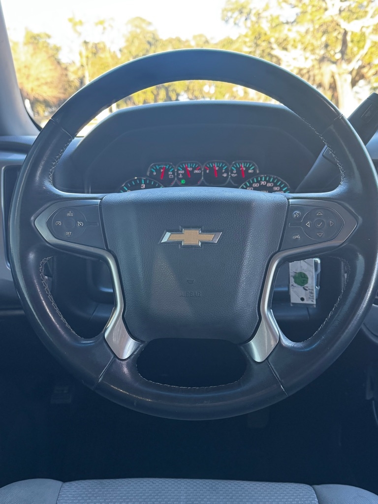 Chevrolet Silverado 1500 2WD Crew Cab 143.5" LT w/1LT 2015