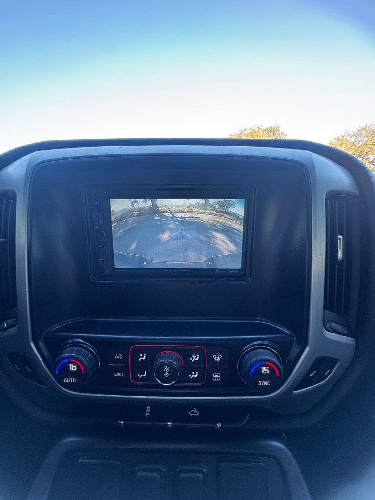 Chevrolet Silverado 1500 2WD Crew Cab 143.5" LT w/1LT 2015