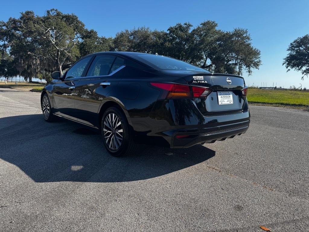 Nissan Altima SV FWD 2025