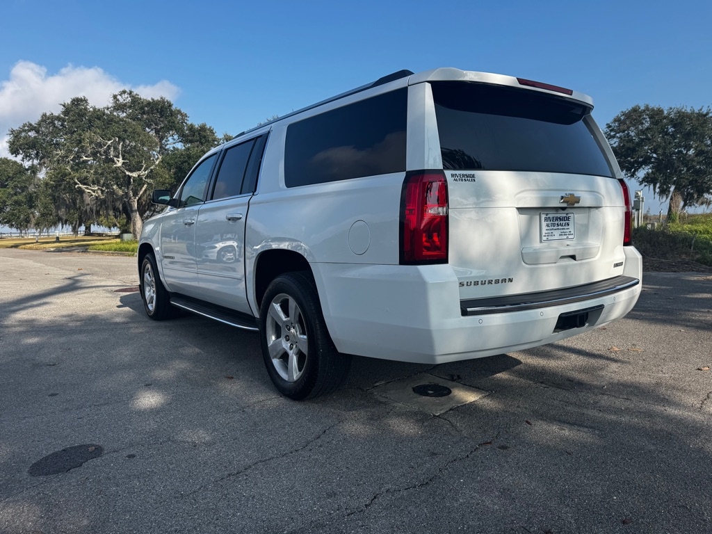 Chevrolet Suburban 4WD 4dr 1500 Premier 2017