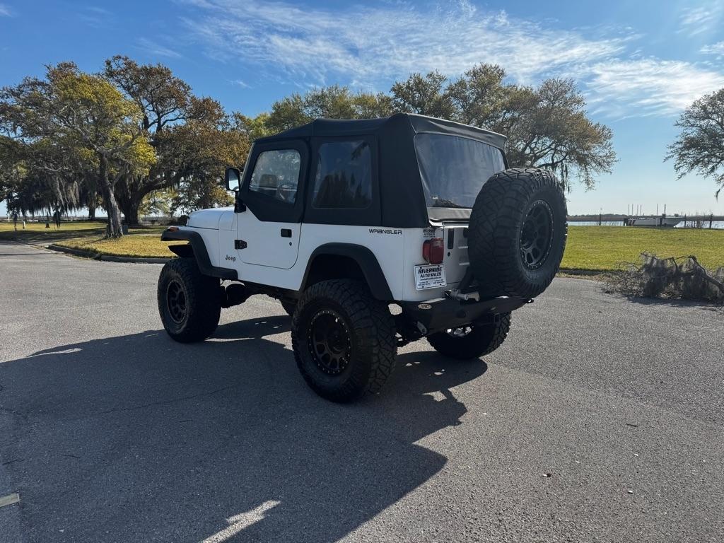 Jeep Wrangler 2dr Base 1992