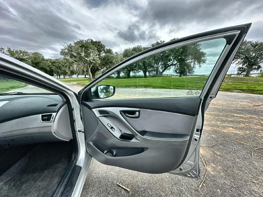 Hyundai Elantra 4dr Sdn Auto SE (Alabama Plant) 2016