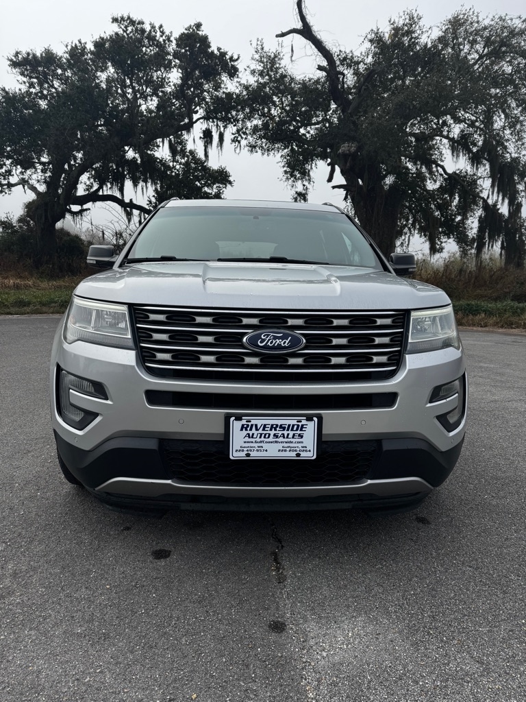 Ford Explorer FWD 4dr XLT 2016