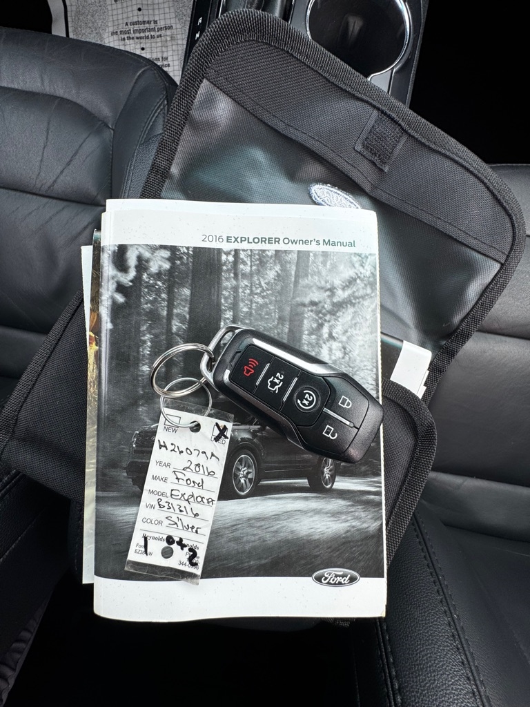 Ford Explorer FWD 4dr XLT 2016