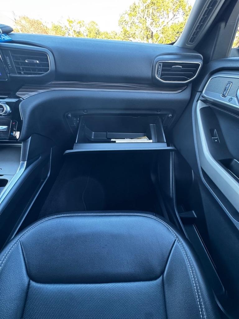 Ford Explorer Limited RWD 2022