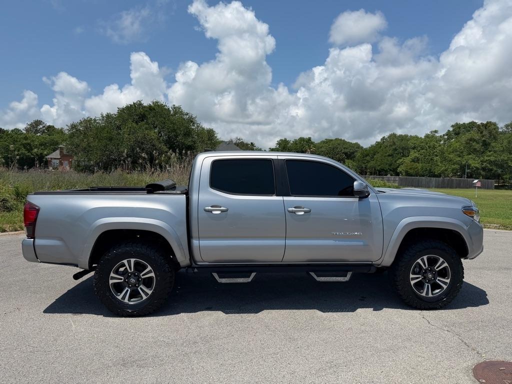 Toyota Tacoma  2019