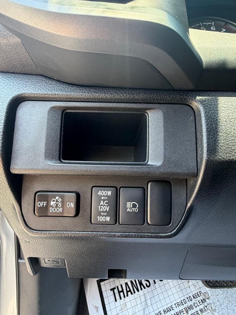 Toyota Tacoma  2019