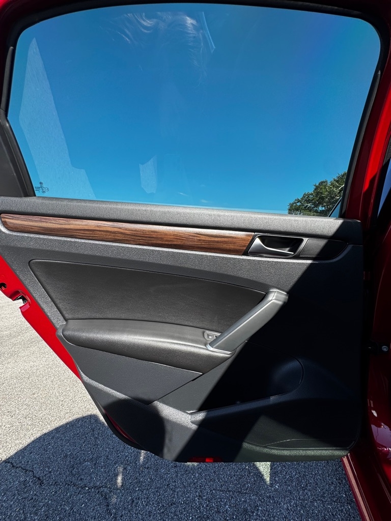 Volkswagen Passat 2.0T Limited Edition Auto 2022