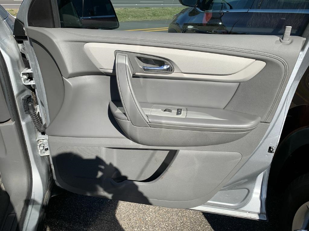 Chevrolet Traverse FWD 4dr LS w/1LS 2016