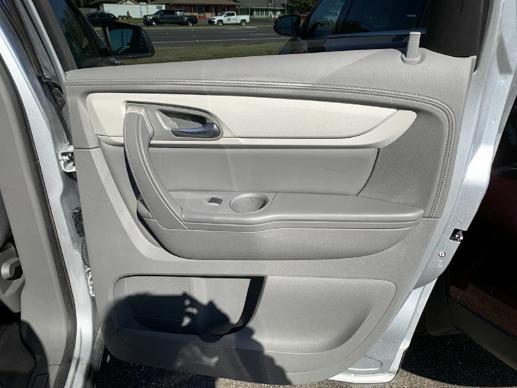 Chevrolet Traverse FWD 4dr LS w/1LS 2016