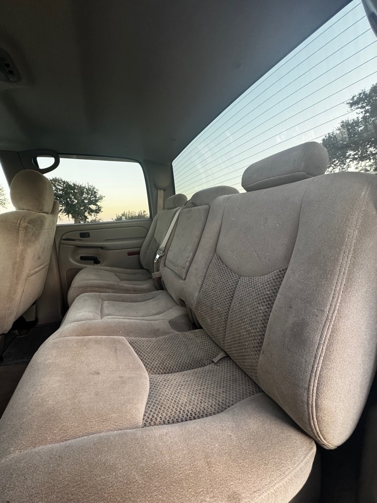 Chevrolet Silverado 3500 Crew Cab 167" WB DRW LS 2004