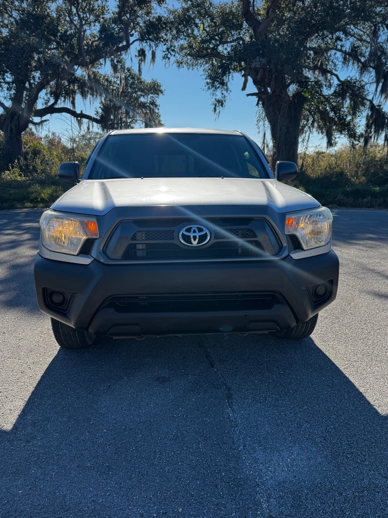 Toyota Tacoma  2013
