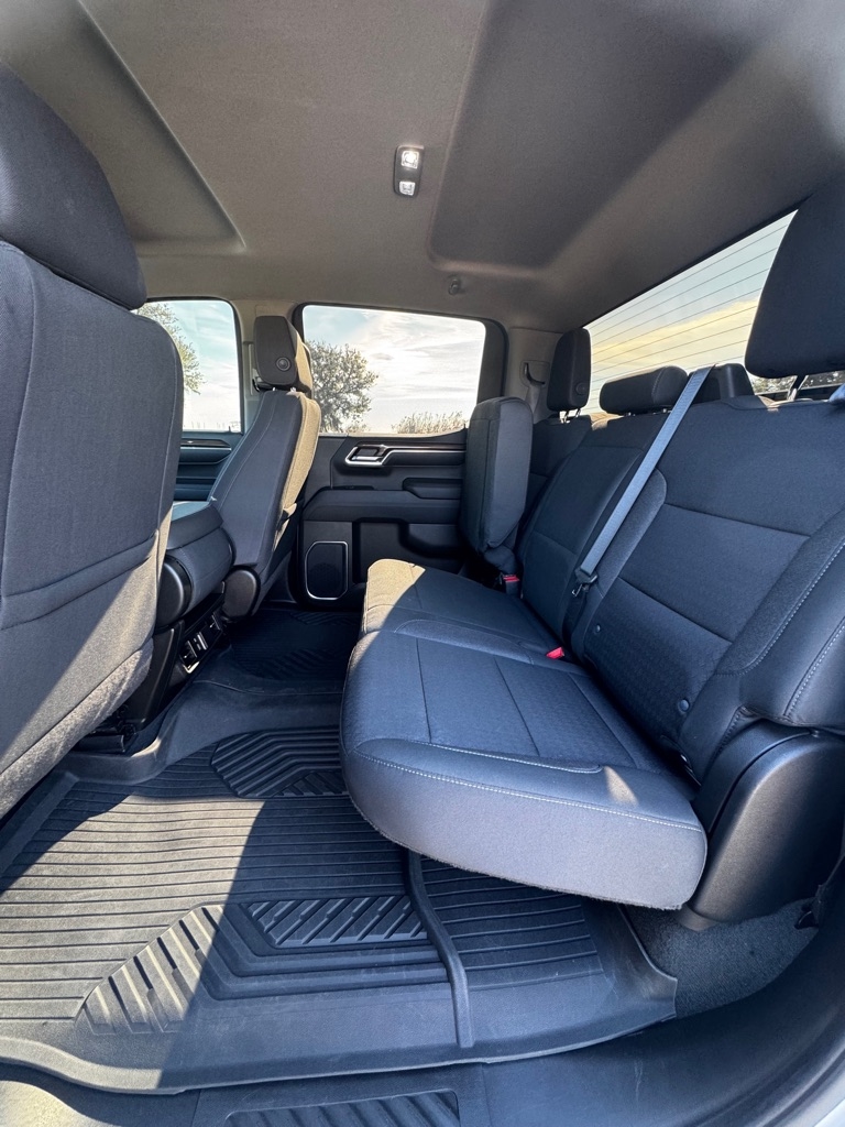 Chevrolet Silverado 1500 4WD Crew Cab 147" RST 2022