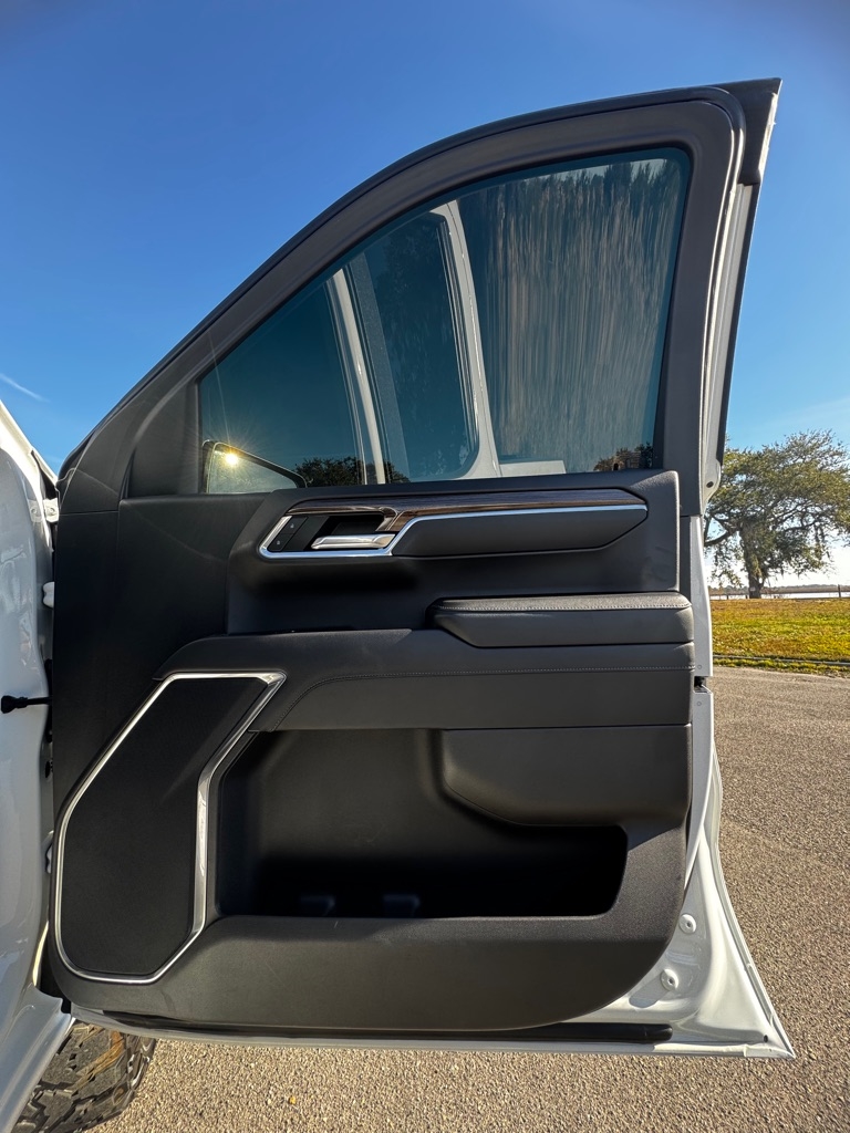 Chevrolet Silverado 1500 4WD Crew Cab 147" RST 2022