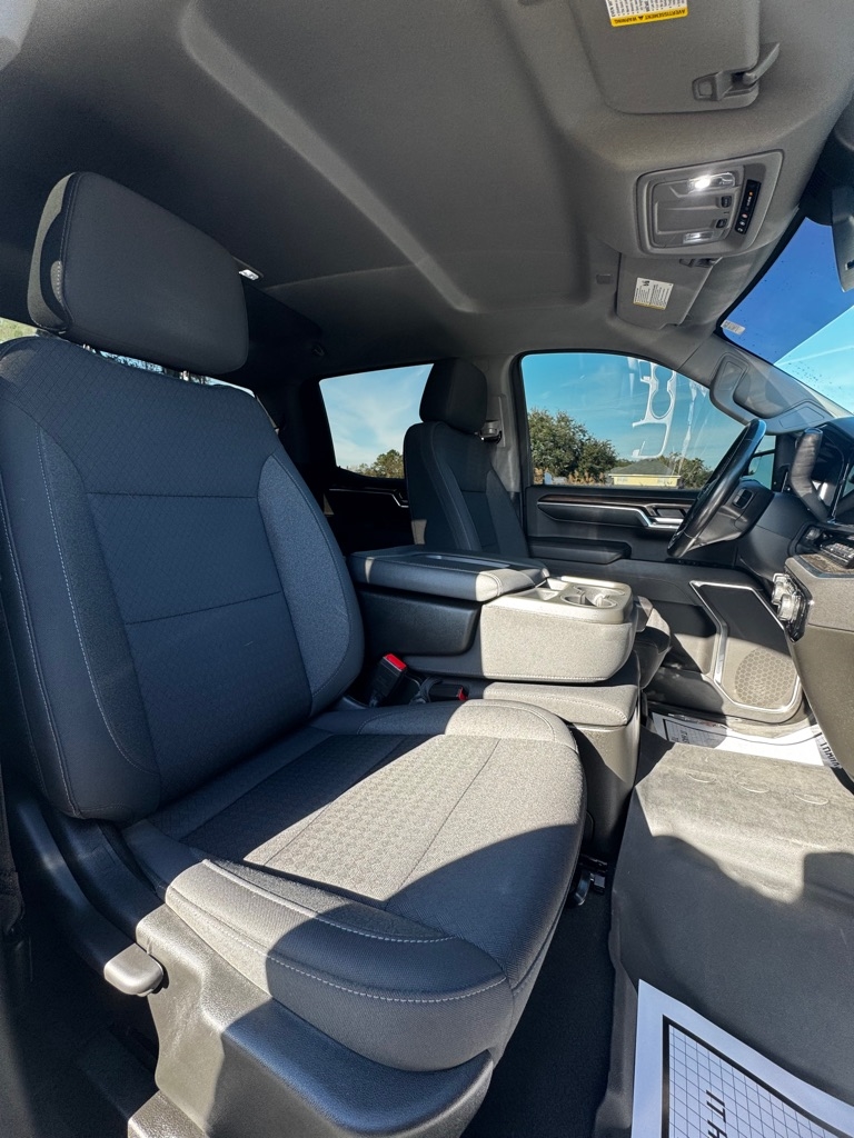 Chevrolet Silverado 1500 4WD Crew Cab 147" RST 2022