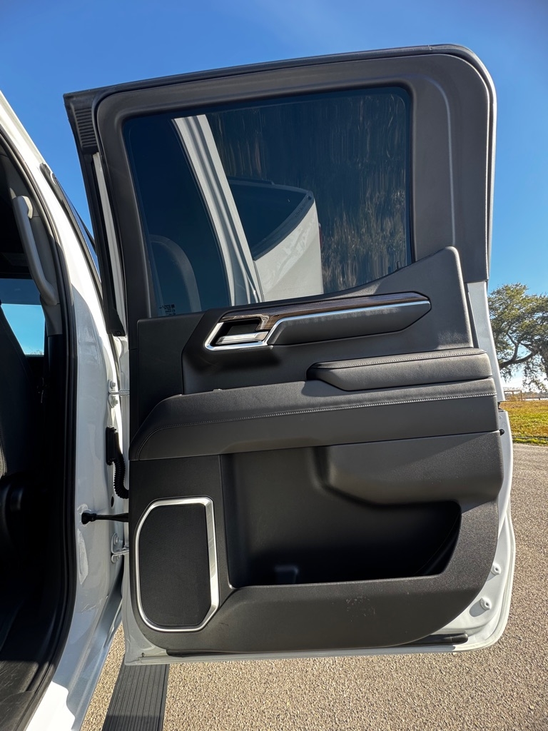 Chevrolet Silverado 1500 4WD Crew Cab 147" RST 2022