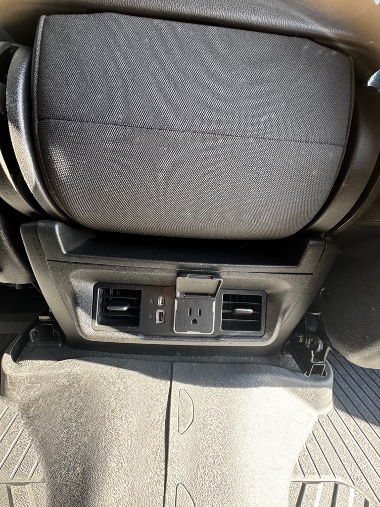 Chevrolet Silverado 1500 4WD Crew Cab 147" RST 2022